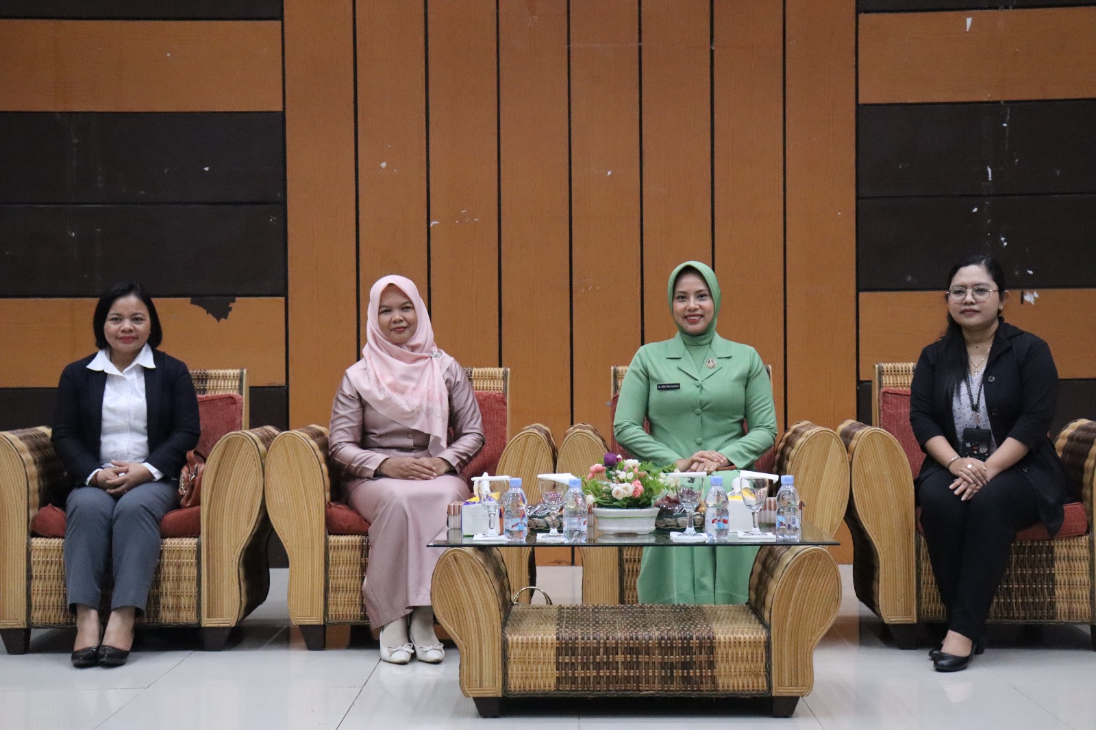 GOW Katingan Gelar Pertemuan Rutin Bulanan, Dibarengi Literasi dan Beauty Class Bertema “Glow Up & Gold Up”