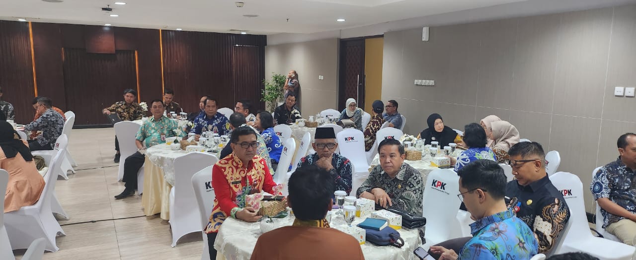 PENJABAT SEKDA KATINGAN HADIRI RAKOR EVALUASI SPI TAHUN 2024 DI KPK RI